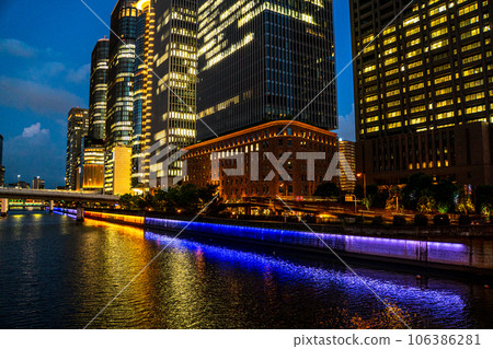 Nakanoshima, Kita Ward, Osaka Skyscraper night view 106386281