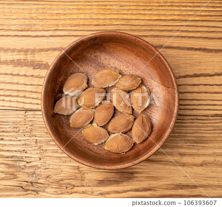 Plum Pits, Fruit Kernels Group, Plum Seeds Collection, Apricot Kernels, Plant Bones 106393607