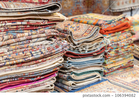 Towels with folklore ornaments at the fair 106394082