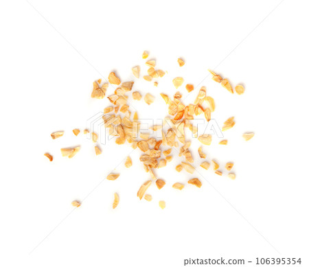Dry Garlic Slices, Crispy Fried Cloves Pile Closeup, Roasted Grilled Garlic Flakes, Clove Chip Group Dry Garlic Slices, Crispy Fried Cloves Pile Closeup, Roasted Grilled Garlic Flakes, Clove Chip Group 106395354