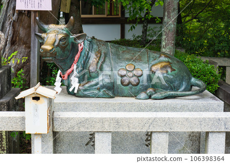 京都府長岡京市長岡天滿宮神牛像 京都府長岡京市長岡天滿宮神牛像 106398364