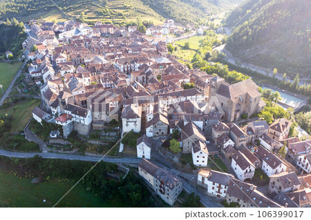 Birds eye view of the ancient Spanish city of Anso. Huesca, Spain Birds eye view of the ancient Spanish city of Anso. Huesca, Spain 106399017