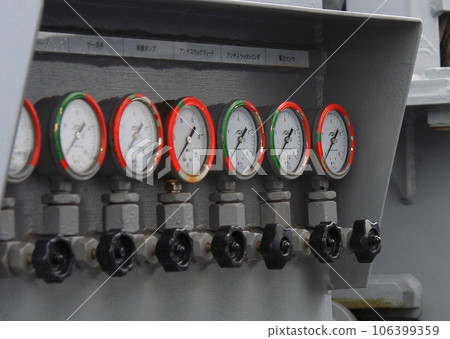 海上自衛隊補給艦AOE-423“常盤”：操作面板示例 106399359