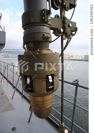 海上自衛隊補給艦AOE-423“常盤”號：台車頂端的探測器 106399362