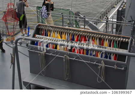 Maritime Self-Defense Force supply ship AOE-423 “Tokiwa”: International signal flag storage rack Maritime Self-Defense Force supply ship AOE-423 “Tokiwa”: International signal flag storage rack 106399367