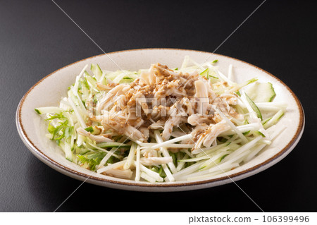 chicken fillet salad 106399496