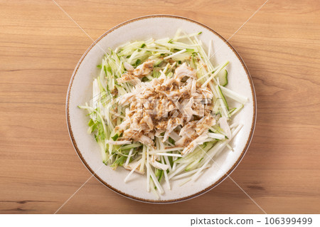 chicken fillet salad 106399499