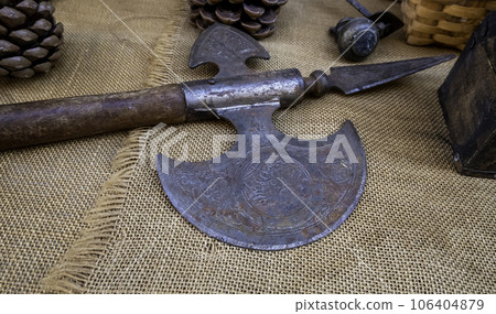 Old rusty ax Old rusty ax 106404879