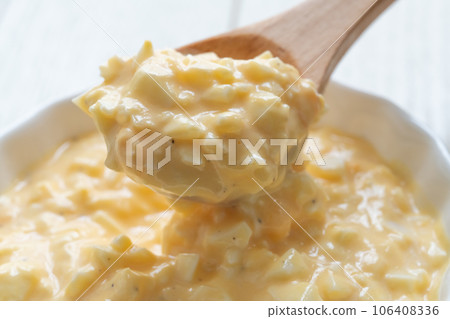 tartar sauce 106408336