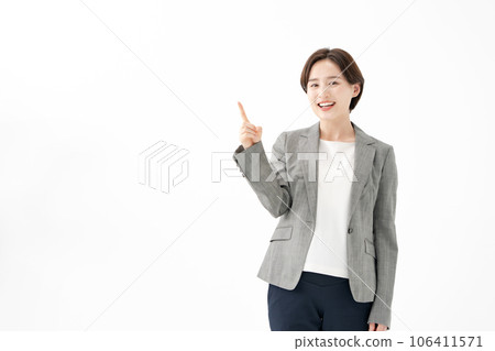 企業女性指點 106411571