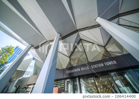 Tokyo cityscape in Japan Toranomon Hills Station Tower (Toranomon Hills Station) opened on October 6 = August 25 106414400