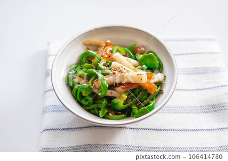 Green Pepper and Chikuwa Salt Kinpira Green Pepper and Chikuwa Salt Kinpira 106414780