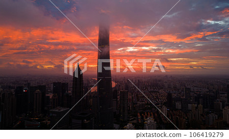 Morning glow of Shanghai 106419279