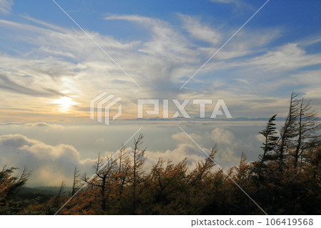 Mt.Fuji Tengu garden and sunset 106419568