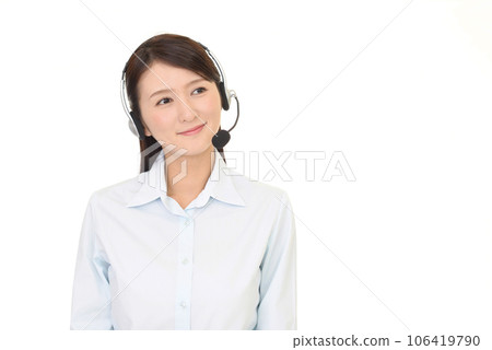 微笑的女操作員 微笑的女操作員 106419790