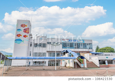 Uozu Aquarium in sunny weather, Uozu City, Toyama Prefecture Uozu Aquarium in sunny weather, Uozu City, Toyama Prefecture 106421530