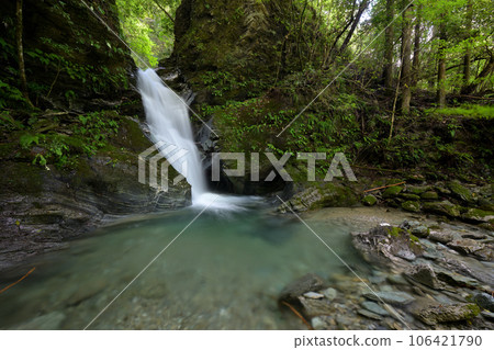 Nishimataguchi Falls (Iidaka-cho, Matsusaka City, Mie Prefecture) 106421790