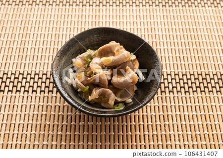 Gizzard ponzu 106431407