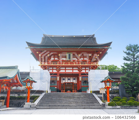 京都伏見稻荷大社神社塔 京都伏見稻荷大社神社塔 106432566