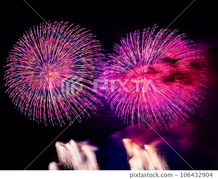 煙花 - 夏季傳統形象 106432904