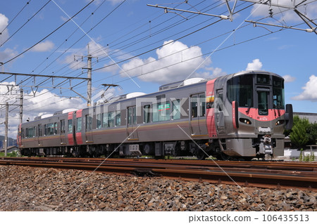 JR西日本227系列Urara在白尾線運行 106435513