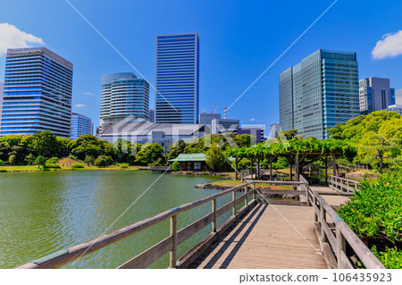 東京中央區濱離宮恩賜庭園、潮汐池和橋樑 東京中央區濱離宮恩賜庭園、潮汐池和橋樑 106435923