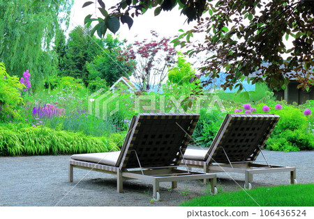 Hokkaido Travelogue June Ueno Farm Morning Garden Hokkaido Travelogue June Ueno Farm Morning Garden 106436524