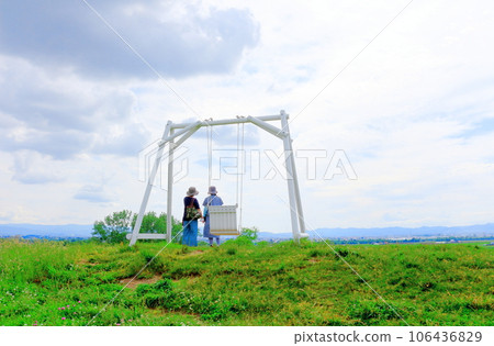 Hokkaido Travelogue Ueno Farm in June Afternoon Garden Hokkaido Travelogue Ueno Farm in June Afternoon Garden 106436829