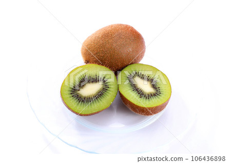 Kiwi fruit	 106436898