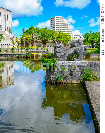Okinawa Shisa 106438756