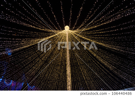 Background of Christmas lights 106440486
