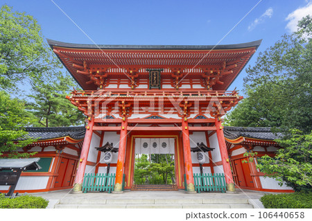 今宮神社塔門鮮綠季節(京都市北區四野今宮町) 今宮神社塔門鮮綠季節(京都市北區四野今宮町) 106440658