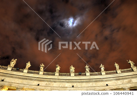 Statues of saints in San Pietro Square, Vatican Statues of saints in San Pietro Square, Vatican 106440941