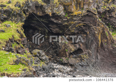 Londrangar Basalt Cliffs in Iceland Londrangar Basalt Cliffs in Iceland 106441378