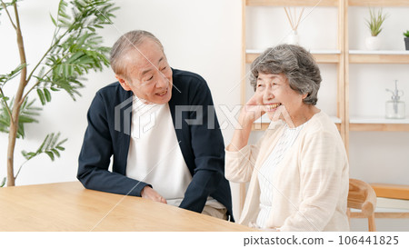 聽力損失、聾啞老人 106441825