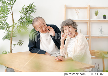 聽力損失、聾啞老人 106441829