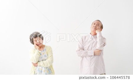 Worried senior couple Worried senior couple 106445578