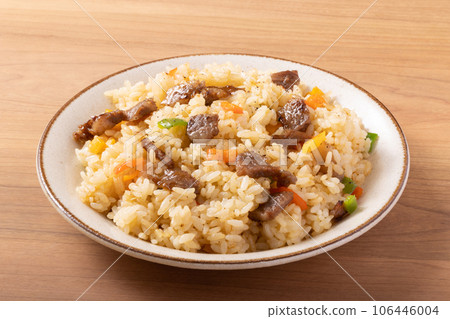 牛排抓飯 106446004