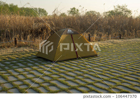 Yeongsan River bicycle path 106447370