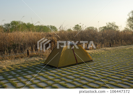 Yeongsan River bicycle path 106447372
