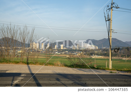 Yeongsan River bicycle path 106447385