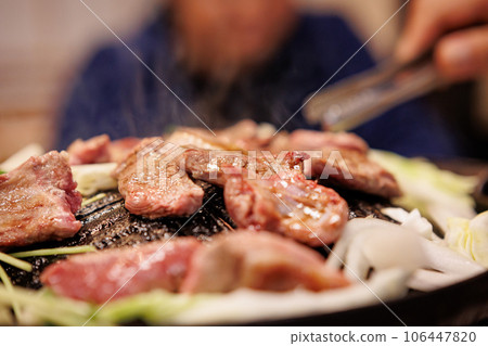 Bake raw lamb in a Genghis Khan pot Bake raw lamb in a Genghis Khan pot 106447820