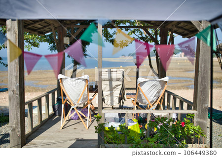 empty beach chairs on the beach empty beach chairs on the beach 106449380