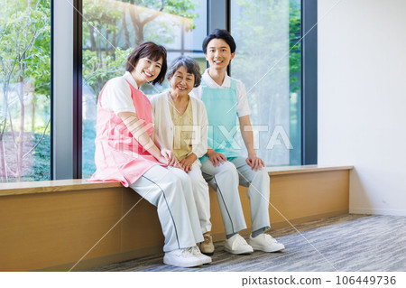 長照機構的老人和工作人員拍攝合作“LINK FOREST” 106449736