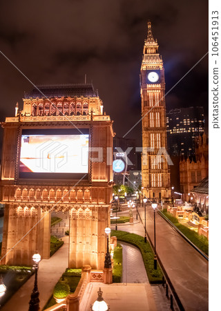 澳門賭場酒店美麗的燈光夜景 澳門賭場酒店美麗的燈光夜景 106451913