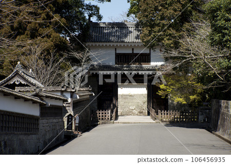 Heng Castle Heng Castle 106456935