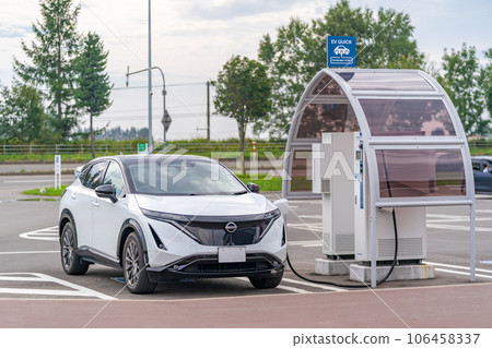 Electric vehicle EV charging spot Rapid charging facility EV QUICK CHARGER Nissan ARIYA 106458337