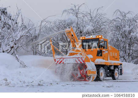 雪國_旋轉式掃雪機除雪 106458810