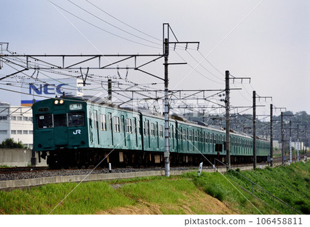 2002 103 series 1000 series local trains running on the Joban Line 2002 103 series 1000 series local trains running on the Joban Line 106458811