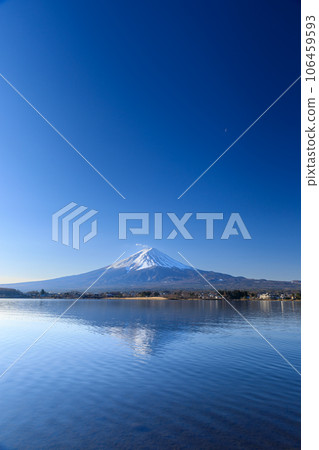 山梨河口湖_富士山黎明時的絕景 106459593